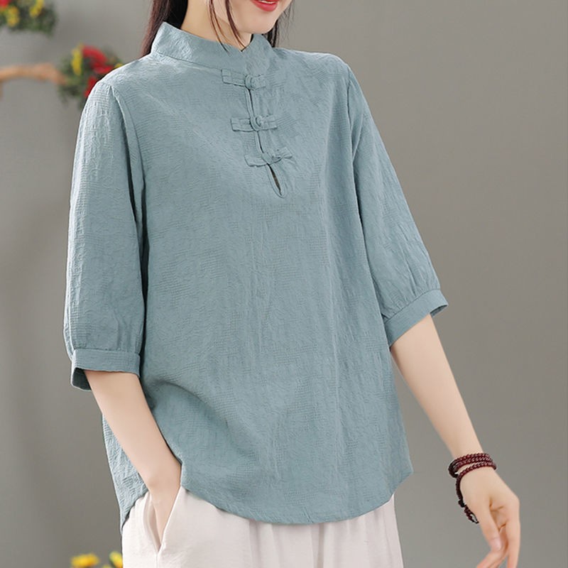 Blouses - بلوزة بياقة دائرية وطول عادي بتصميم