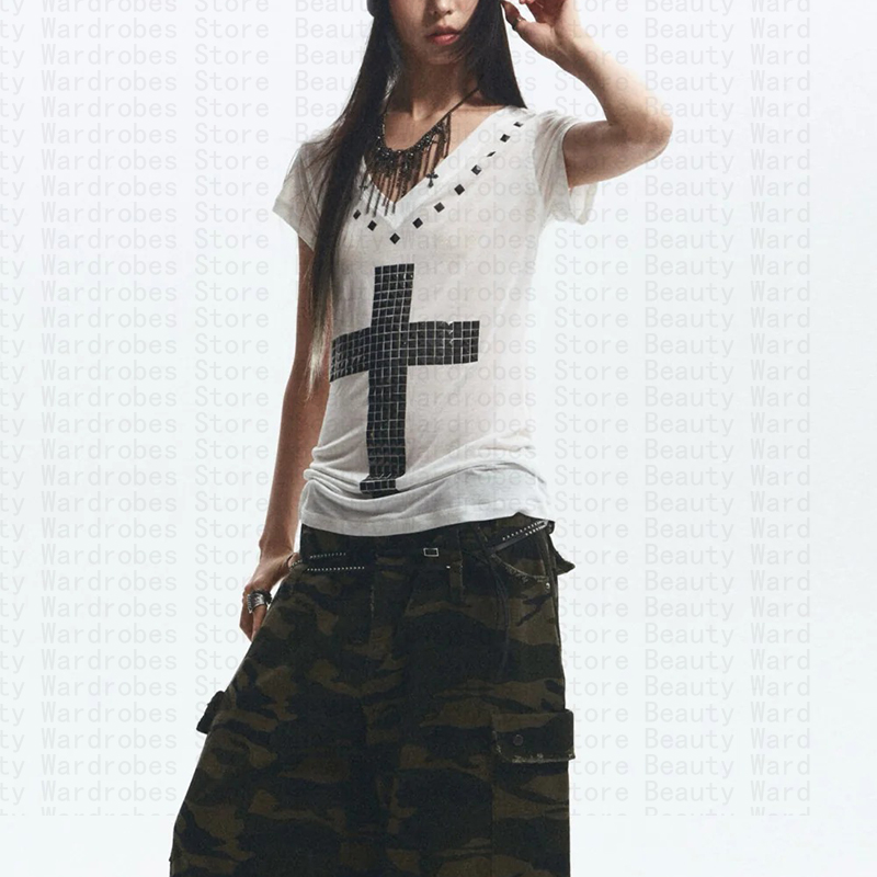 تي شيرت Rock Goth فريد من نوعه - مراجعة Y2K Graphic Baby Tee Crop وسعره